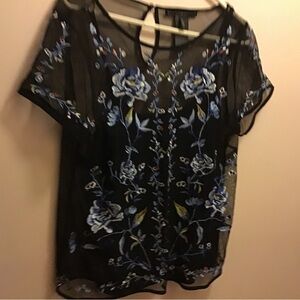 White House Black Market Mesh Floral Embroidery Short Sleeve Overlay & Tank Set